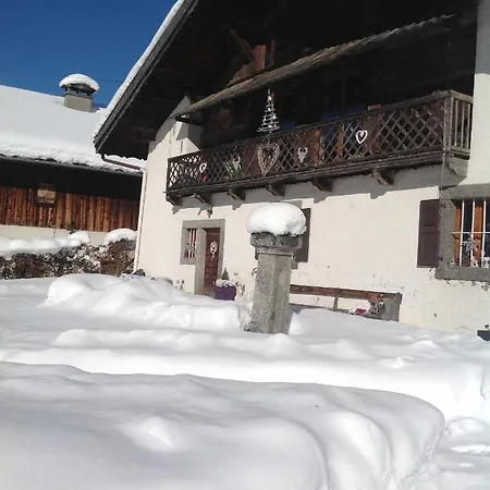 St Nicolas *